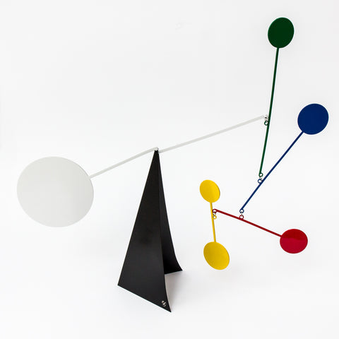 Standing Circles Desktop Mobile