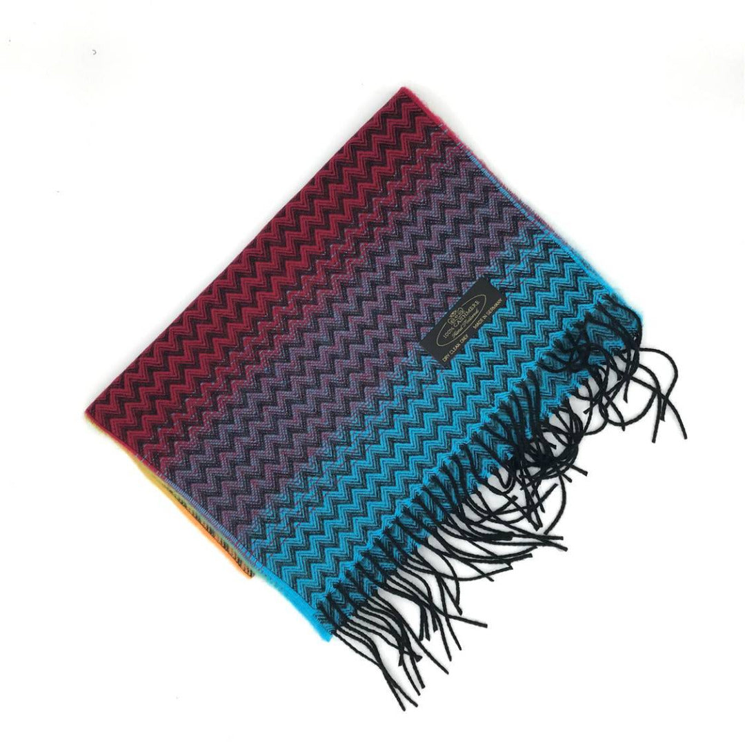 Reversible Cashmere Scarf with the Print - reproduction of